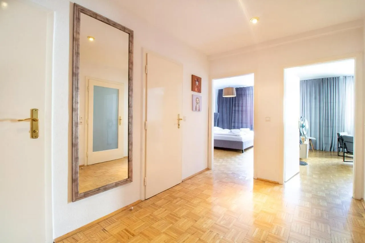 Naschmarkt Premium Apartment In 